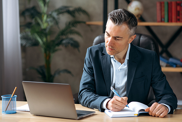 Business leader, office, recording, computer, training